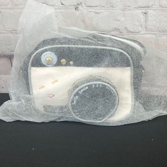 Camera Fashion Purse - Picture 7 of 7